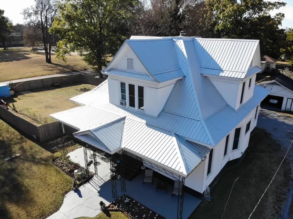 New architectural shingle roof installed by Strength Roofing & Siding